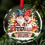 Personalisierter Weihnachtsschmuck mit Wichtelpaar, Namen und Jahr