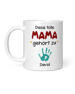 Diese tolle Mama gehört zu Personalisierte Tasse - Geschenk für Mama – Ansicht 1